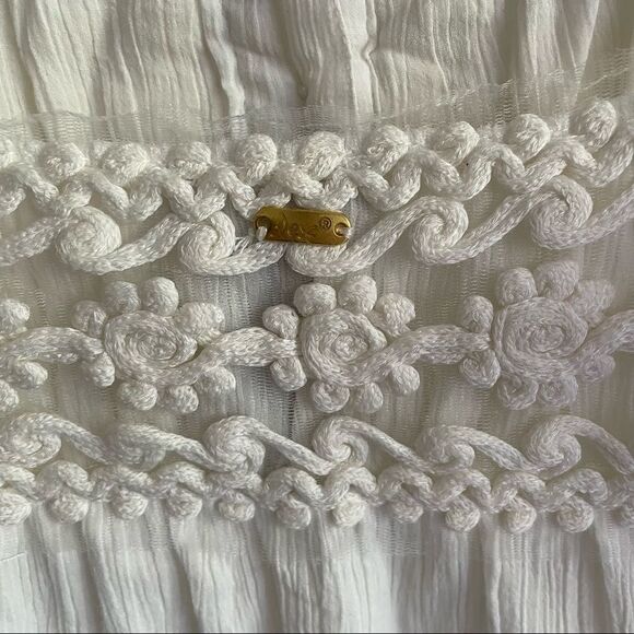 Dex Sleeveless Mini Dress With Embroidery
Cream M - Picture 4 of 5